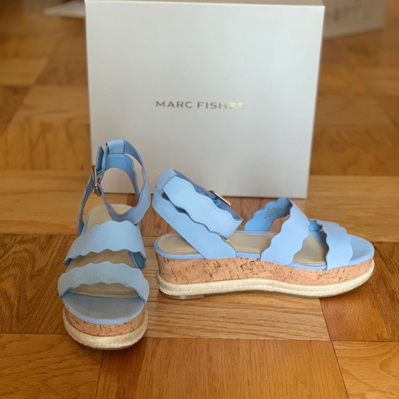 marc fisher flatforms